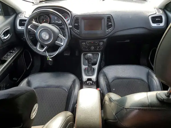 3C4NJDBB1JT433856 2018 JEEP COMPASS - Image 8