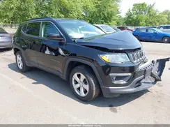 3C4NJDBB1JT434618 2018 JEEP COMPASS