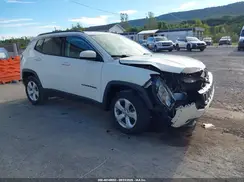 3C4NJDBB1JT436157 2018 JEEP COMPASS