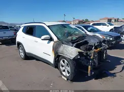3C4NJDBB1JT455503 2018 JEEP COMPASS