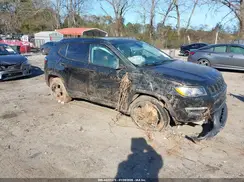 3C4NJDBB1JT479381 2018 JEEP COMPASS