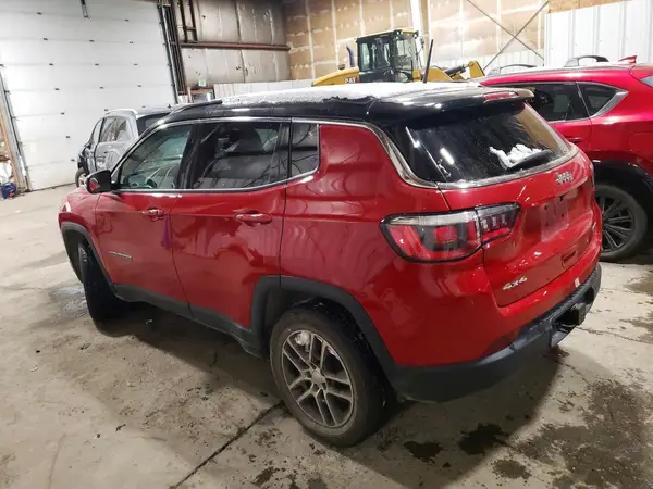 3C4NJDBB1JT483835 2018 JEEP COMPASS - Image 2
