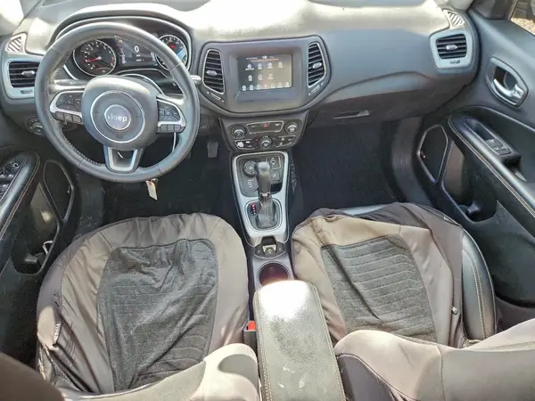 3C4NJDBB1JT484872 2018 JEEP COMPASS - Image 8