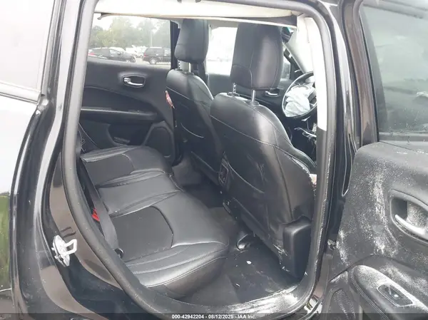 3C4NJDBB1JT492552 2018 JEEP COMPASS - Image 8