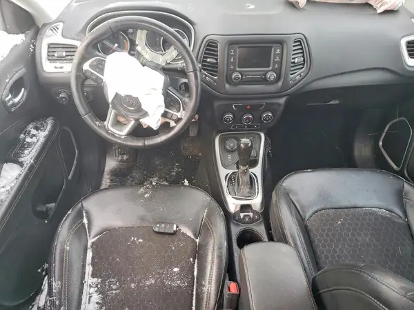 3C4NJDBB1JT493698 2018 JEEP COMPASS - Image 8