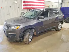 3C4NJDBB1JT501069 2018 JEEP COMPASS