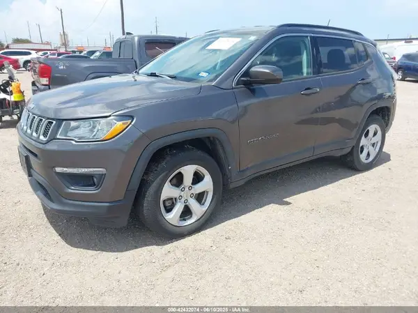 3C4NJDBB1KT595259 2019 JEEP COMPASS - Image 2