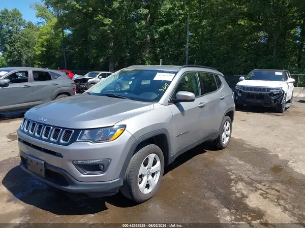 3C4NJDBB1KT597173 2019 JEEP COMPASS - Image 2