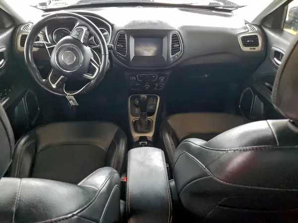 3C4NJDBB1KT599831 2019 JEEP COMPASS - Image 8
