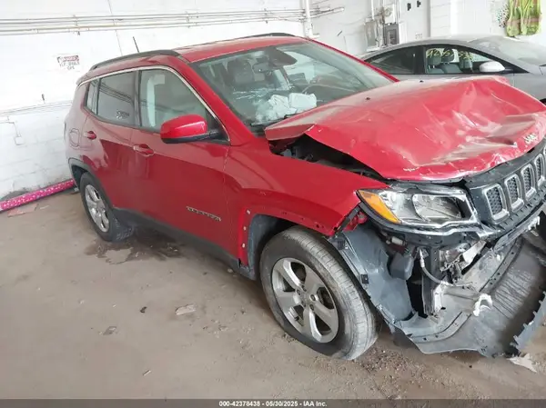 3C4NJDBB1KT602548 2019 JEEP COMPASS - Image 1