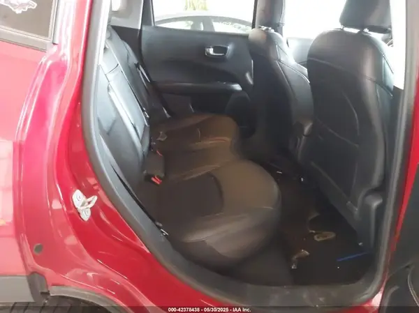 3C4NJDBB1KT602548 2019 JEEP COMPASS - Image 8