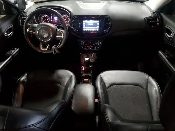 3C4NJDBB1KT622895 2019 JEEP COMPASS - Image 8