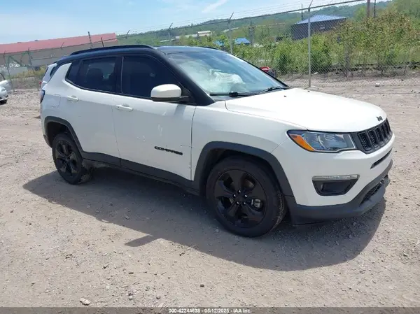 3C4NJDBB1KT629829 2019 JEEP COMPASS - Image 1