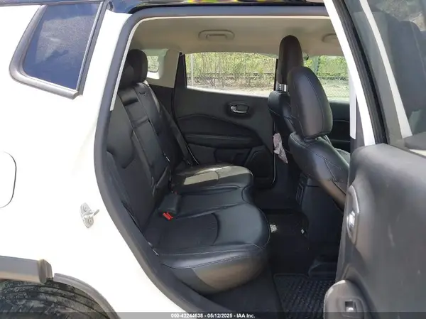 3C4NJDBB1KT629829 2019 JEEP COMPASS - Image 8