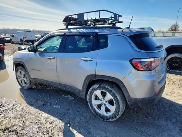 3C4NJDBB1KT641527 2019 JEEP COMPASS - Image 2