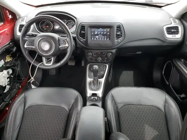 3C4NJDBB1KT655931 2019 JEEP COMPASS - Image 8