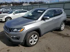 3C4NJDBB1KT656304 2019 JEEP COMPASS