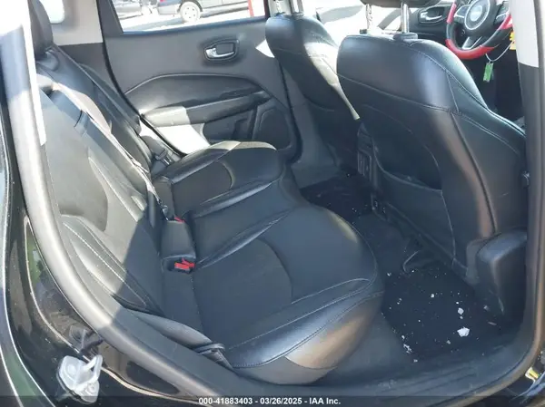 3C4NJDBB1KT661261 2019 JEEP COMPASS - Image 8