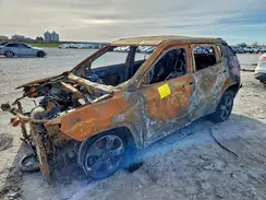 3C4NJDBB1KT674527 2019 JEEP COMPASS