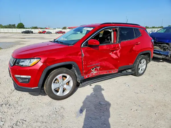 3C4NJDBB1KT686290 2019 JEEP COMPASS - Image 1