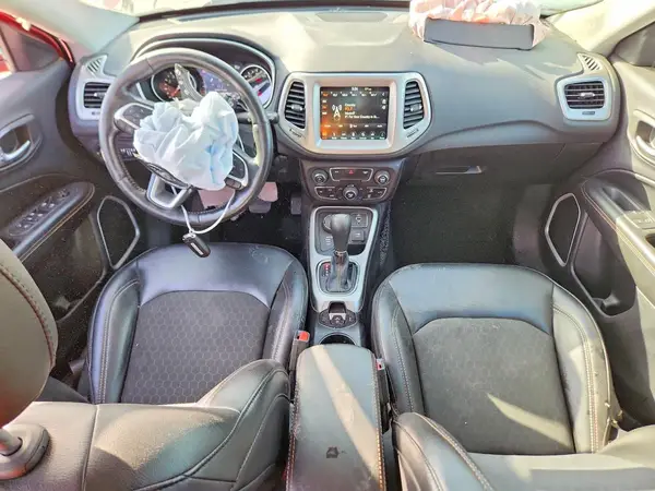 3C4NJDBB1KT686290 2019 JEEP COMPASS - Image 8