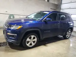 3C4NJDBB1KT690324 2019 JEEP COMPASS