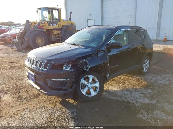 3C4NJDBB1KT690789 2019 JEEP COMPASS - Image 2