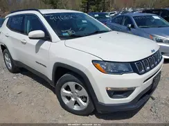 3C4NJDBB1KT734404 2019 JEEP COMPASS