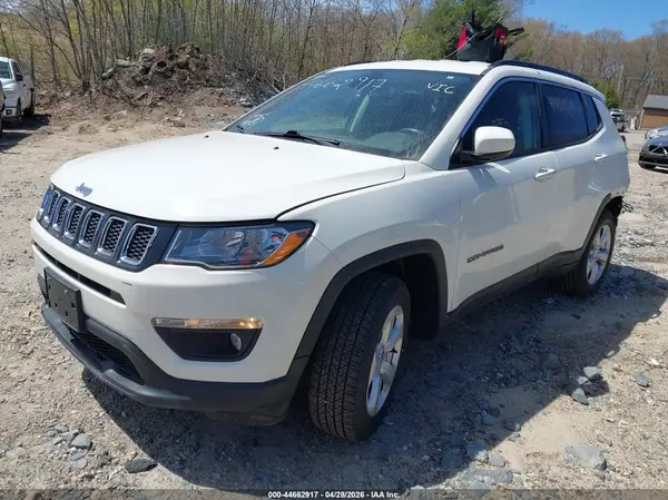 3C4NJDBB1KT734404 2019 JEEP COMPASS - Image 2