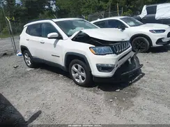 3C4NJDBB1KT741823 2019 JEEP COMPASS