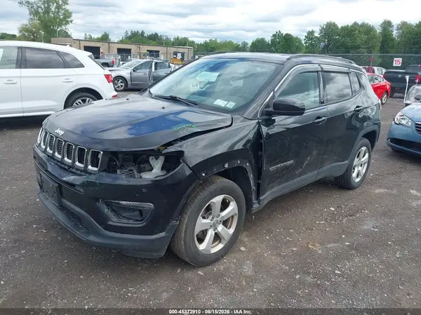 3C4NJDBB1KT761179 2019 JEEP COMPASS - Image 2