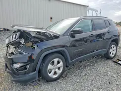 3C4NJDBB1KT781125 2019 JEEP COMPASS