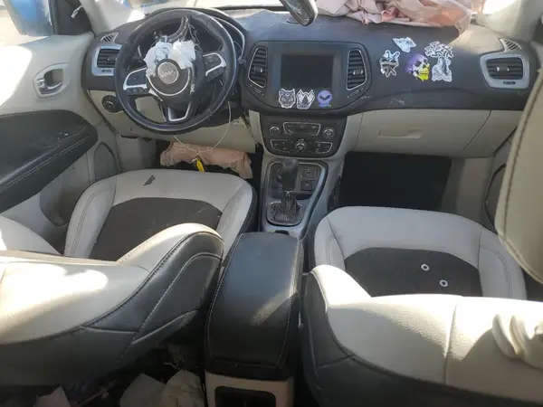 3C4NJDBB1KT790620 2019 JEEP COMPASS - Image 8