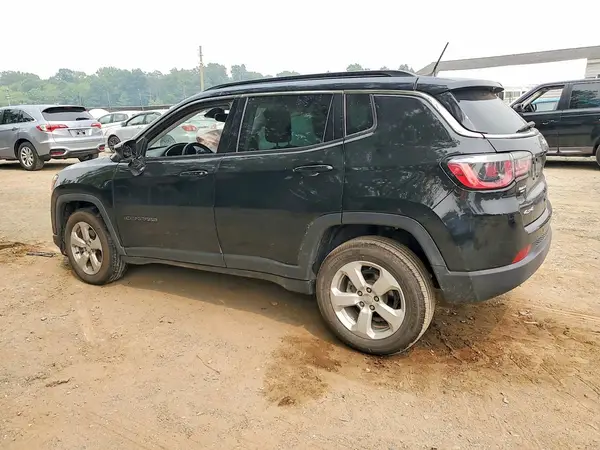 3C4NJDBB1KT792044 2019 JEEP COMPASS - Image 2