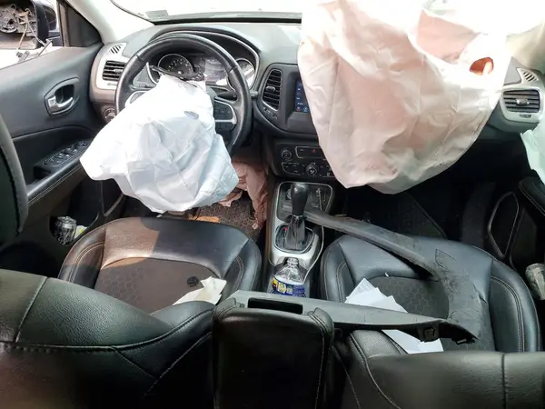 3C4NJDBB1KT792044 2019 JEEP COMPASS - Image 8