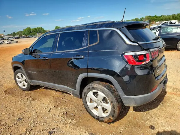 3C4NJDBB1KT813720 2019 JEEP COMPASS - Image 2
