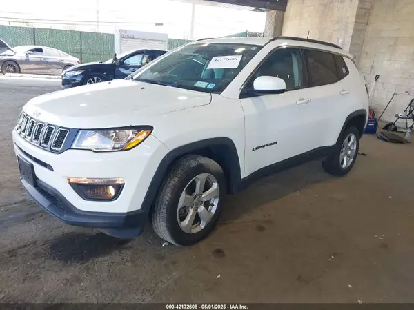 3C4NJDBB1KT813958 2019 JEEP COMPASS - Image 2