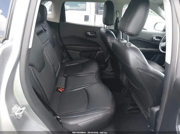 3C4NJDBB1KT839783 2019 JEEP COMPASS - Image 8