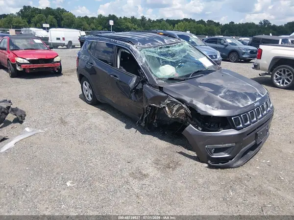3C4NJDBB1KT847236 2019 JEEP COMPASS - Image 1