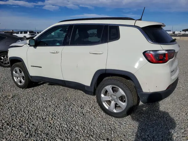 3C4NJDBB1KT847513 2019 JEEP COMPASS - Image 2
