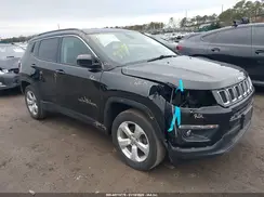 3C4NJDBB1KT847690 2019 JEEP COMPASS