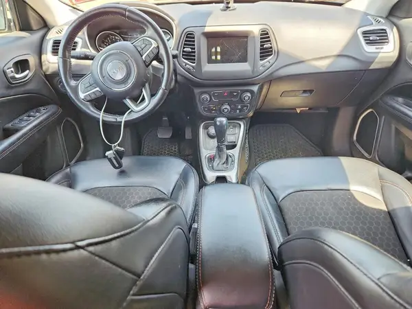 3C4NJDBB1KT847723 2019 JEEP COMPASS - Image 8