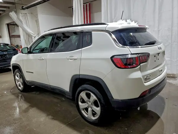 3C4NJDBB1KT849598 2019 JEEP COMPASS - Image 2