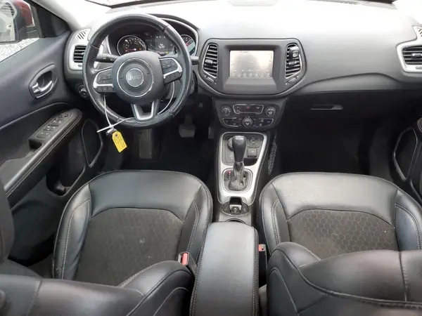 3C4NJDBB1LT100320 2020 JEEP COMPASS - Image 8
