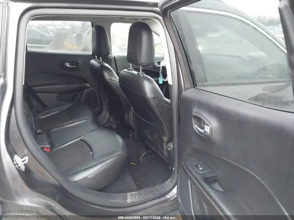 3C4NJDBB1LT100396 2020 JEEP COMPASS - Image 8