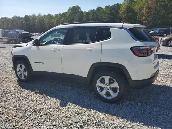 3C4NJDBB1LT117070 2020 JEEP COMPASS - Image 2