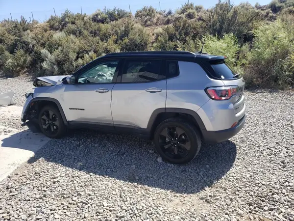 3C4NJDBB1LT132040 2020 JEEP COMPASS - Image 2