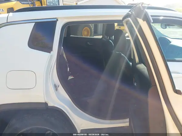 3C4NJDBB1LT147007 2020 JEEP COMPASS - Image 8