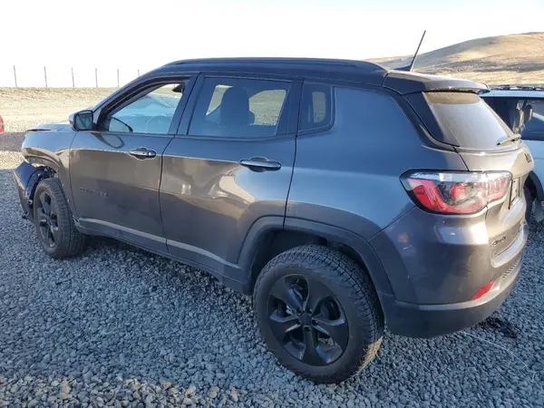 3C4NJDBB1LT157696 2020 JEEP COMPASS - Image 2