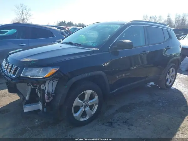 3C4NJDBB1LT164986 2020 JEEP COMPASS - Image 2